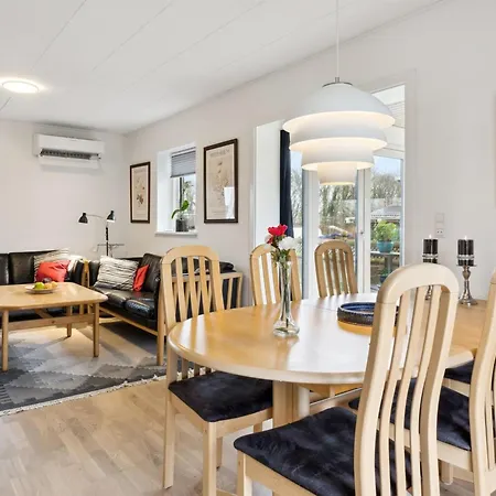 Fentje Holiday home *